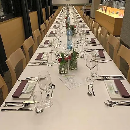 Der Loewen, Loewen Betriebs- Und Management Gmbh Penzion *