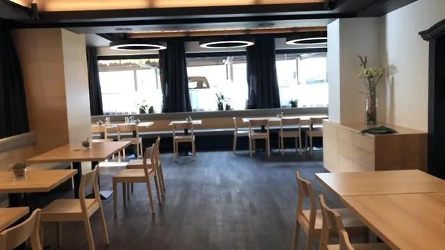 Inn Der Loewen, Loewen Betriebs- Und Management Gmbh